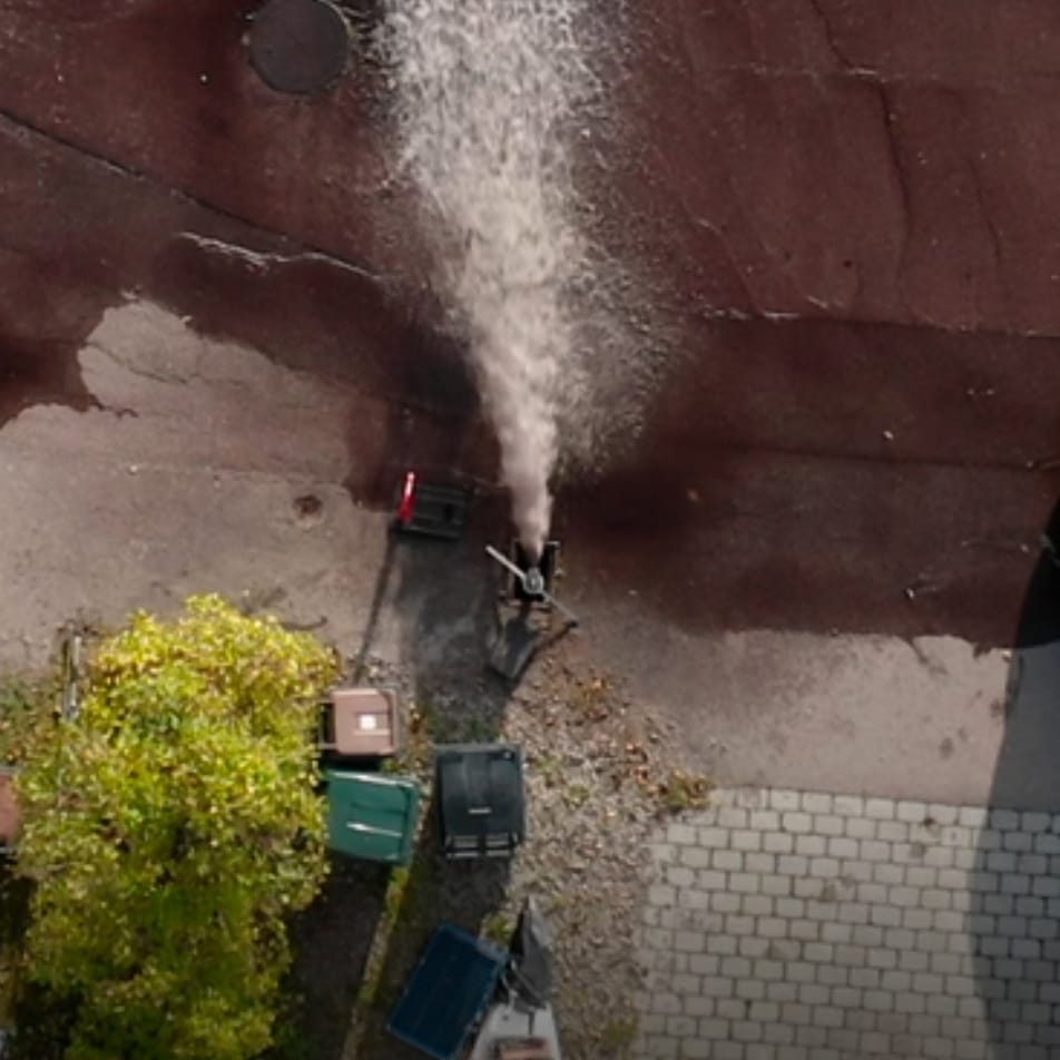 Luft / vatten spolning av ledning